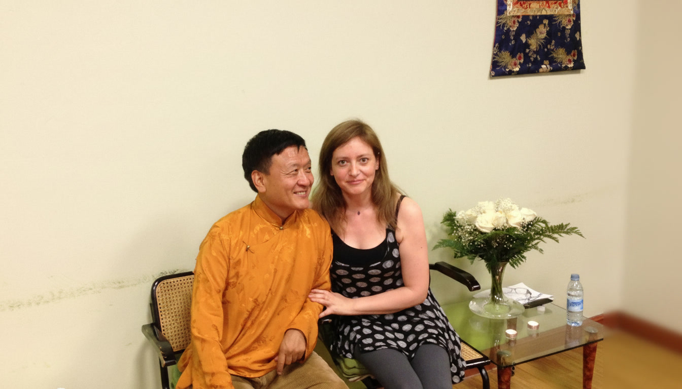Tenzin Wangyal e Ivonne Rojas en SAT4 Burgos Tenzin Wangyal e Ivonne Rojas en SAT4